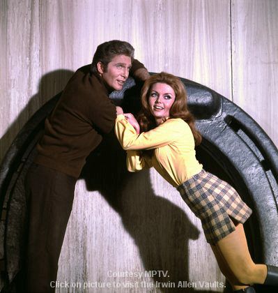 Deanna Lund and Don Matheson in Land of the Giants